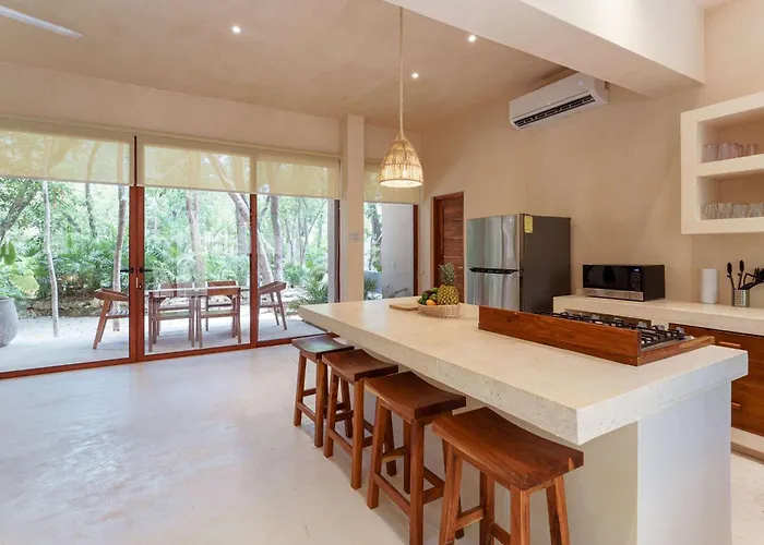Casa de férias Stylish Ground-floor 3br Haven With Luxe Plunge Pool *
