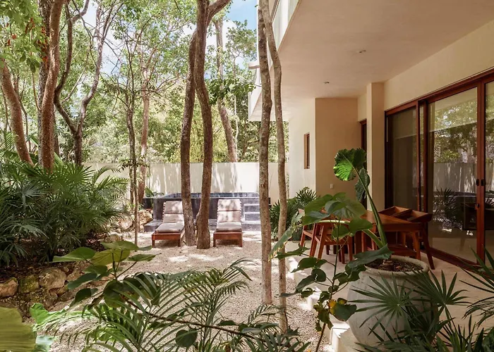 Stylish Ground-floor 3br Haven With Luxe Plunge Pool Holiday home *